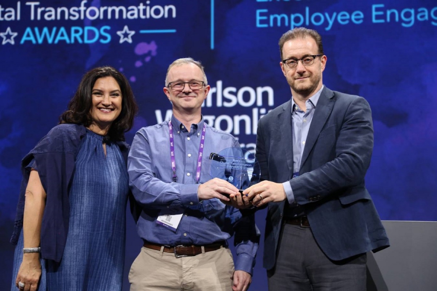 Carlson Wagonlit Travel wint Excellence award voor Employee Engagement op JiveWorld17