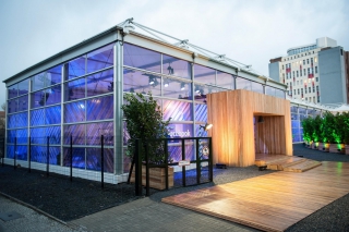 Le Facebook Innovation Hub sous un chapiteau De Boer