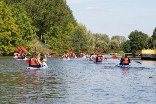 Een sportieve teambuilding op of langs de Leie