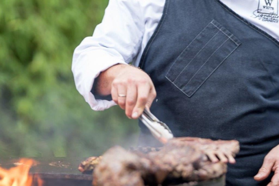Barbecues d’entreprise : le format incontournable pour créer du lien autrement