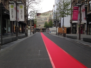 EFS déroule un kilomètre et demi de tapis rouge à Anvers
