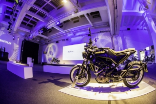 Husqvarna présente sa nouvelle gamme de motos à la Wild Gallery