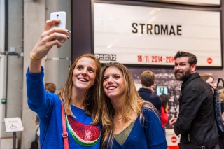 De Lotto Selfie Wall in Paleis 12 draait op volle toeren!