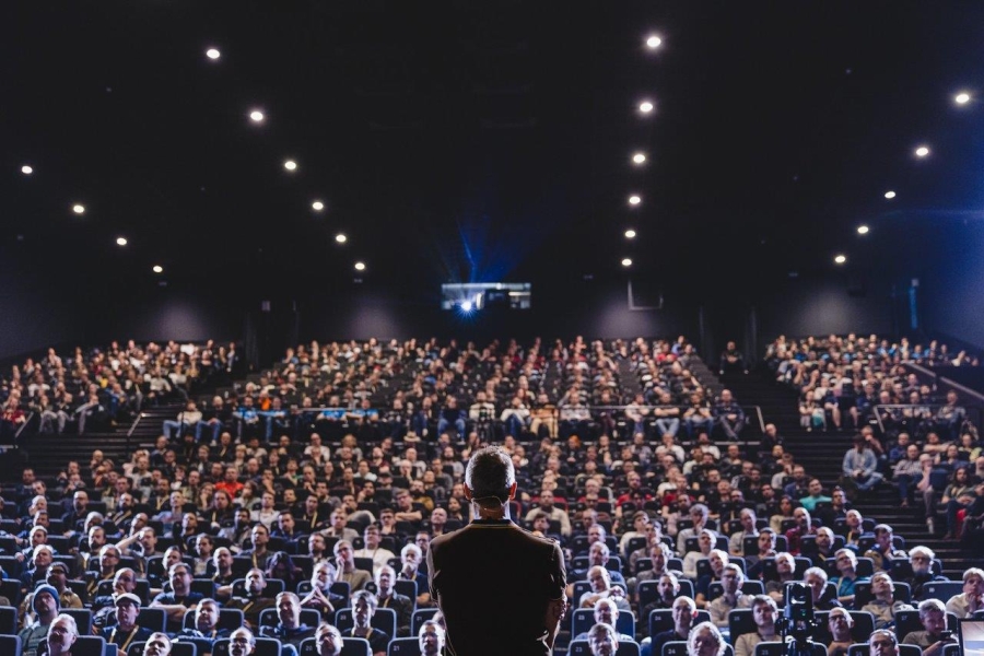 Organiser un évènement d’entreprise sans souci ? Comptez sur Kinepolis Business !